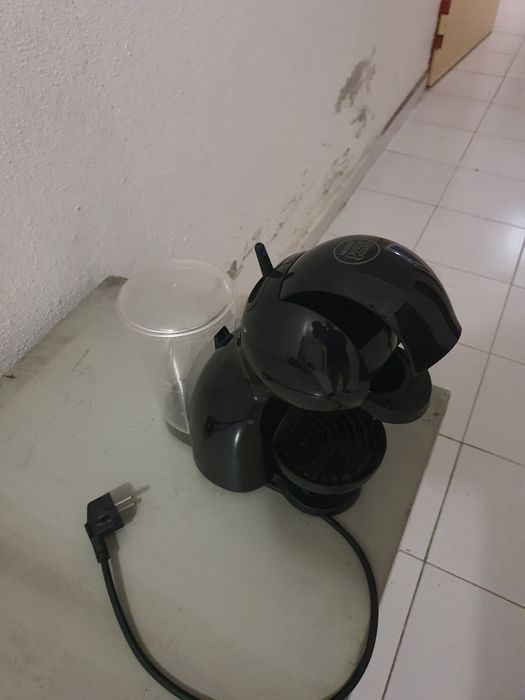 Vendo máquina de café Dolce Gusto