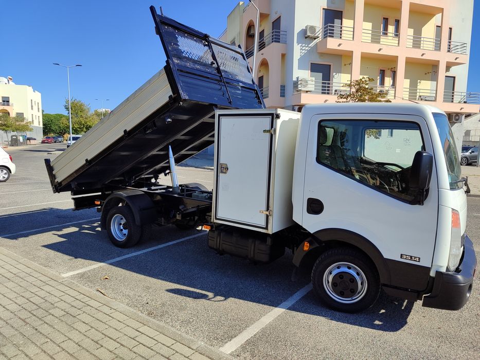 Nissan Cabstar 2.5DCI 35-14