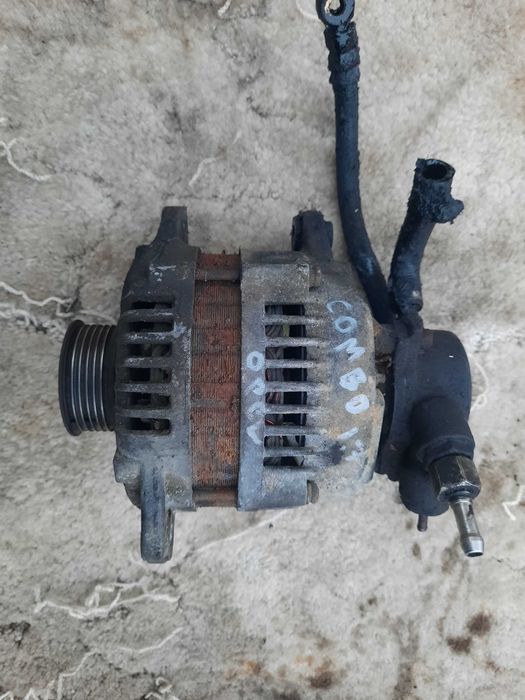 Капот кузов  РАЗБОРКА Opel Corsa Combo