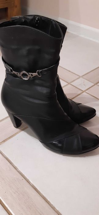 Зимові жіночі ботінки