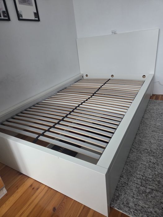 Łóżko Malm 120x200 Ikea z dnem łóżka Lonset jak nowe