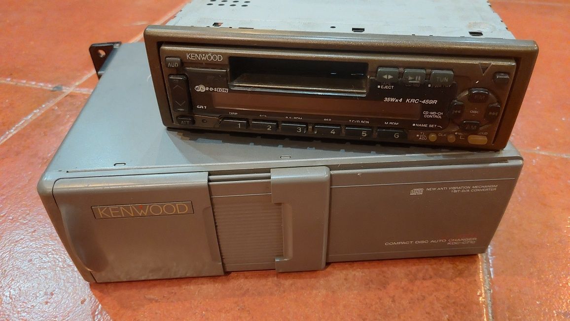 Rádio Kenwood KRC-459R Caixa 10 cd's KDC-C710