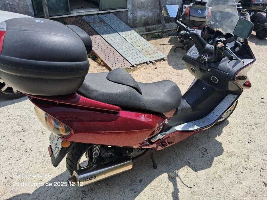 Moto jonway  em perfeita  estado