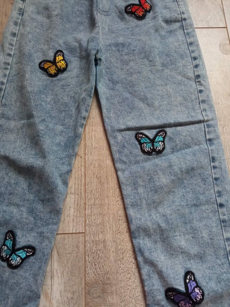 Spodnie jeansowe dziewczęce z motylkami na gumce Shein 146-152