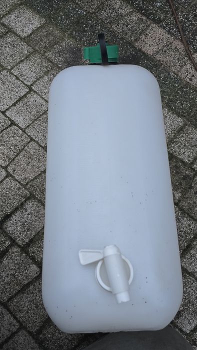 Karnister na wodę 20l