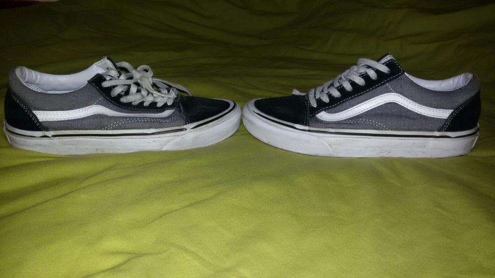 Tenis Vans Preto e Cinza