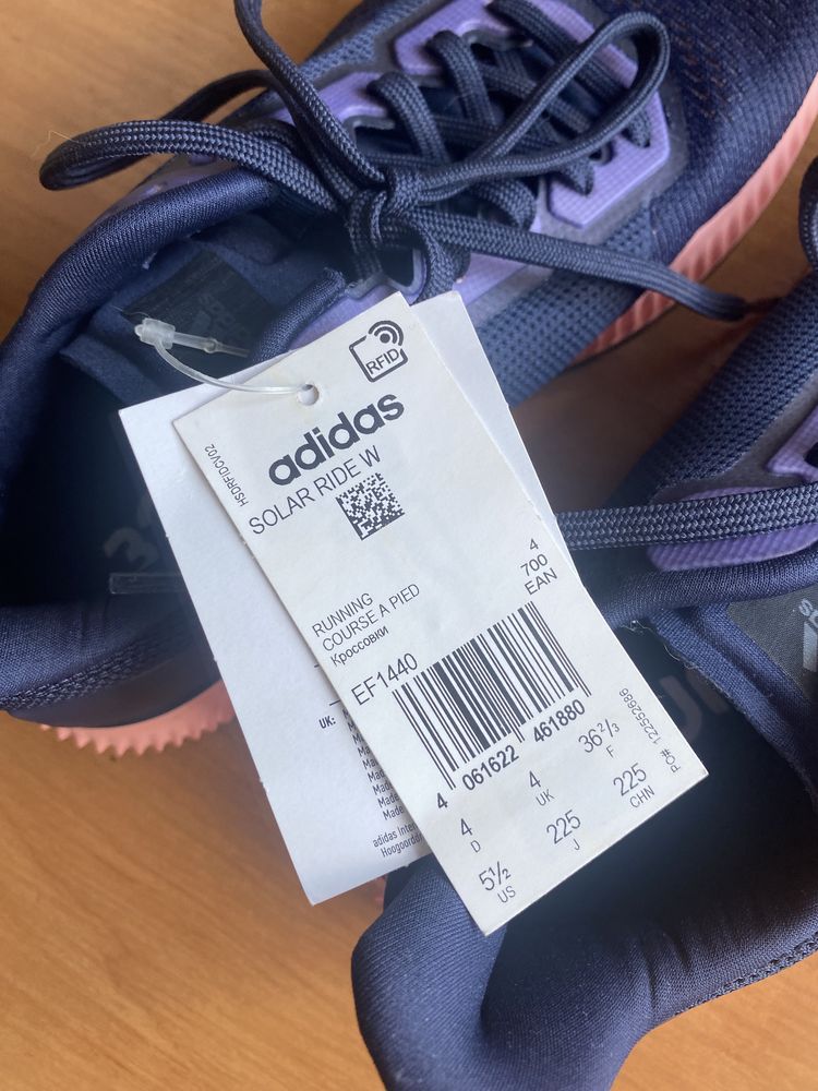 Кросівки adidas нові оригінал