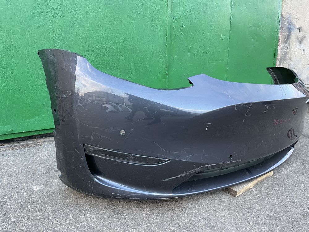 Бампер тесла у му Tesla my Y