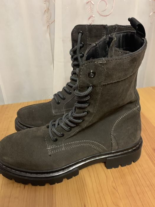 Жіночі черевички 39 р