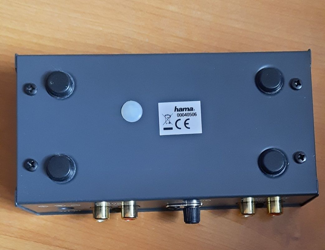 Przedwzmacniacz Hama Stereo Phono PA 506 z zasilaczem, czarny