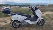 Scooter eletrica Vectrix, autonomia 230km