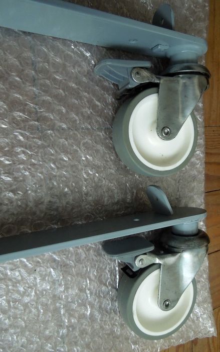 2 suportes com rodas para estante de cubos Ikea Expedit ou Kallax