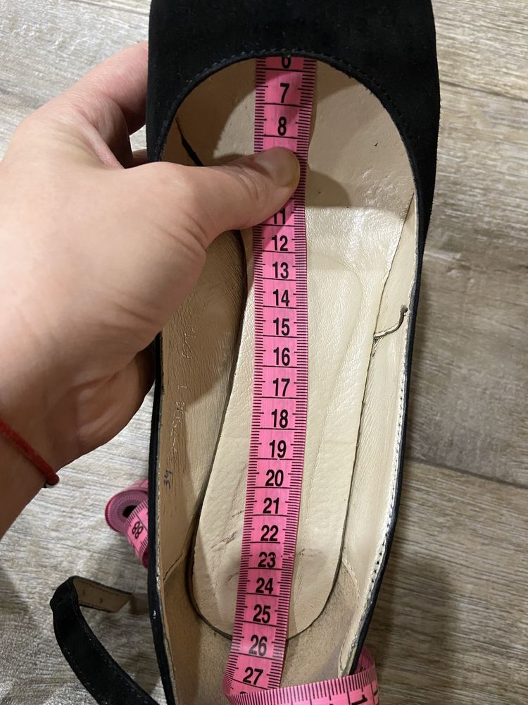 Туфлі Lady Unika 39 розмір