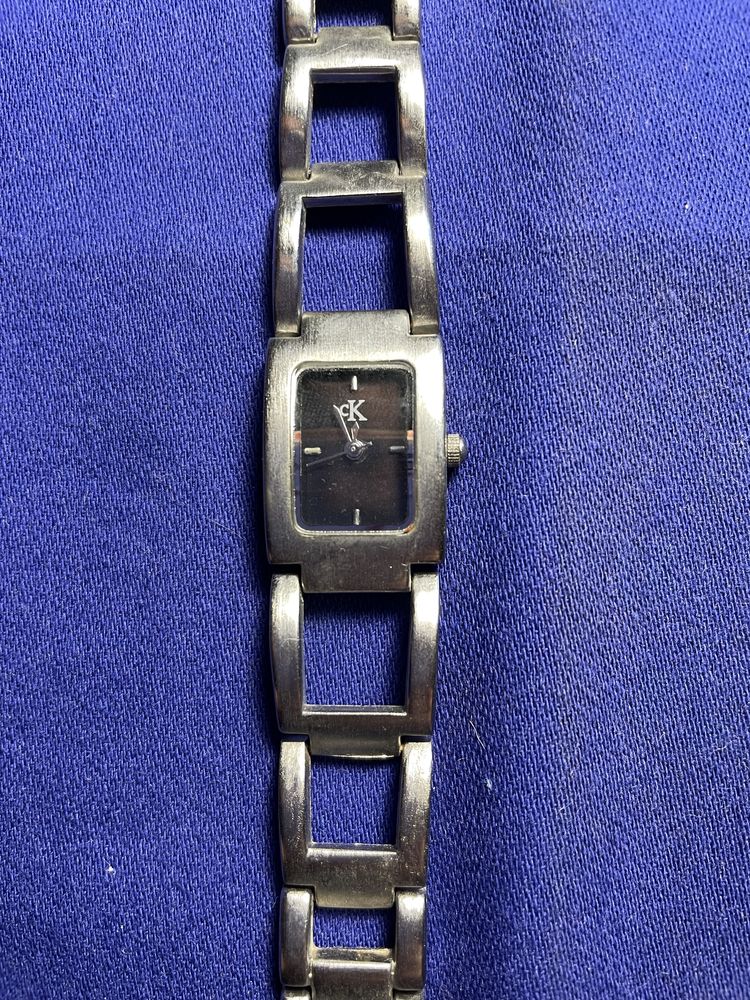 Relógio antigo, Calvin Klein