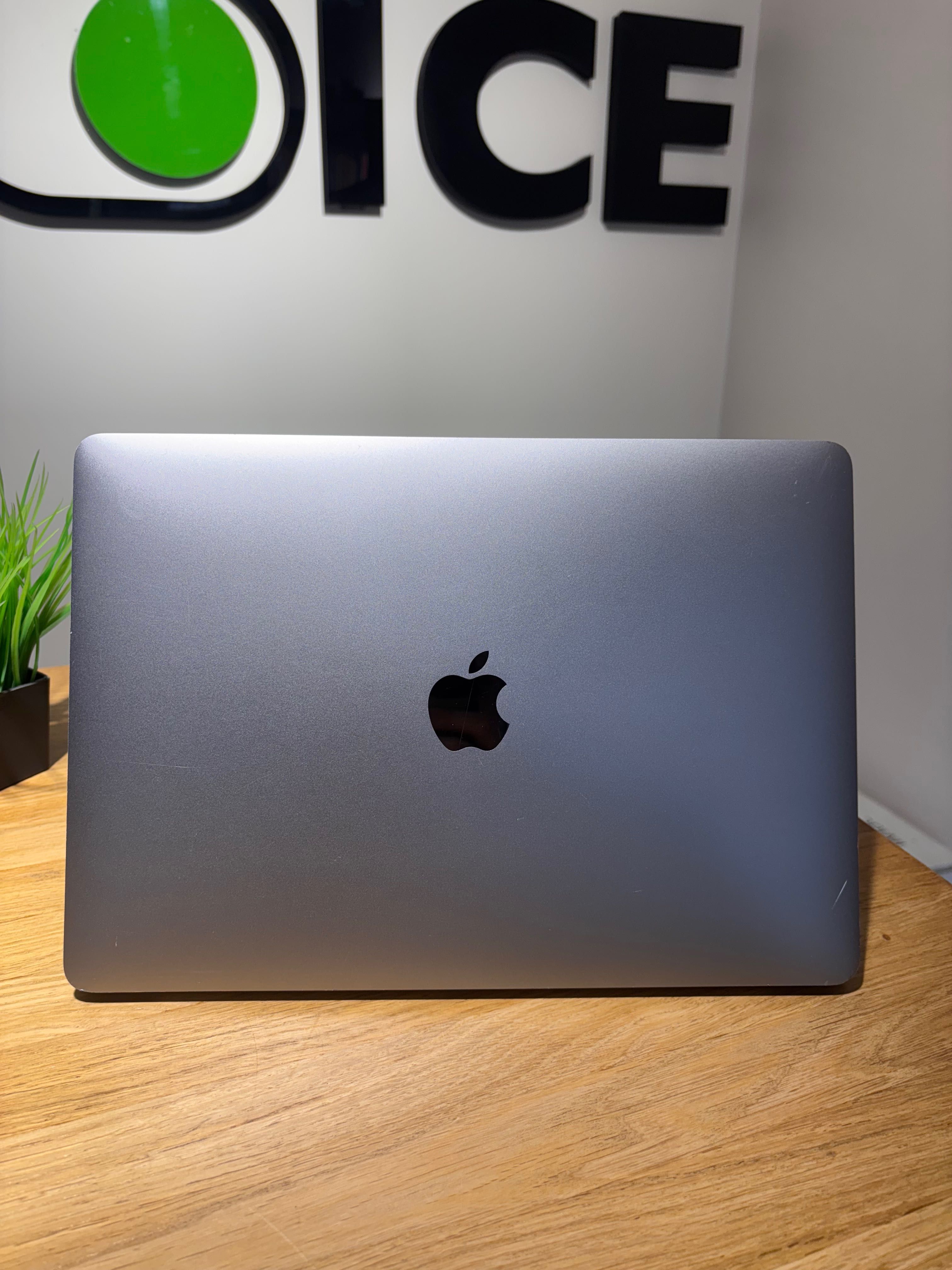 Apple MacBook Pro 13'' 2017 A1706 Space Gray 8 GB 512GB Klasa A-