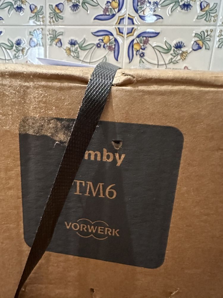 Troco/Vendo Bimby TM6 Noir (edição limitada) Selada