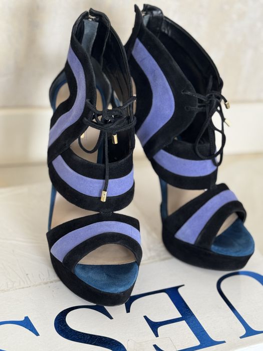 Босоніжки guess замш