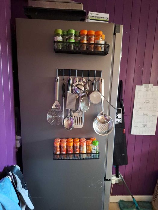 Magnetyczny stojak na przyprawy do lodówki, 3-pak NOWY