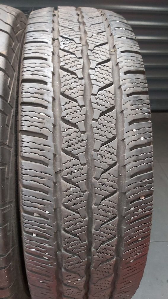 Opony Continental 205/75 R16C  2022 Rok