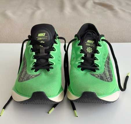 Nike Zoom Fly 5 Tamanho 43 – Como Novos (Estado Impecável)