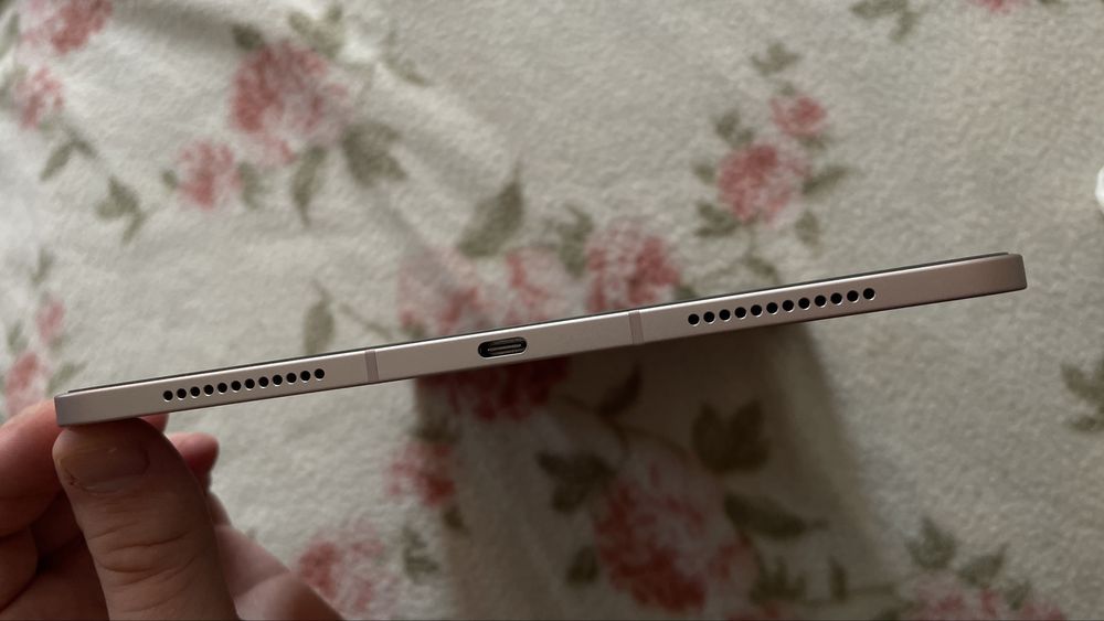 Ipad air 5 (M1, 64 gb, pink, wi-fi + cellular) + baseus stylus
