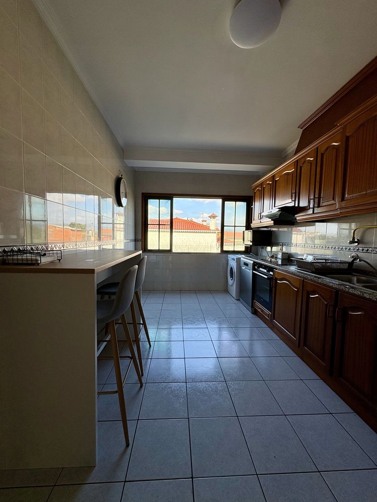 Arrendo Apartamento T3 em Serém de Cima