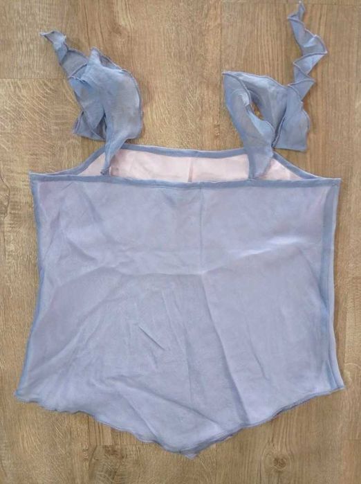 Wizytowa bluzeczka dla dziewczynki