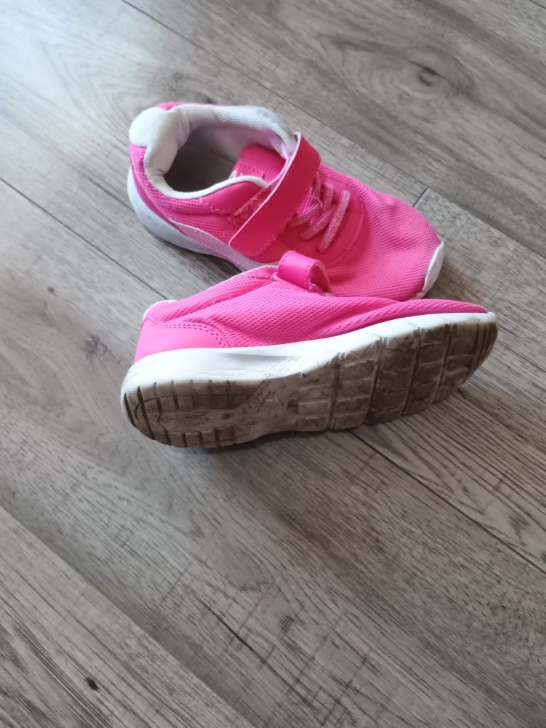 Adidasy różowe dla dziewczynki