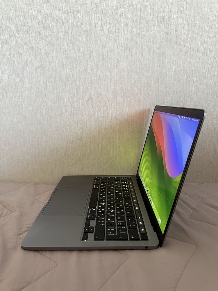 MacBook Pro 13" M1 2020 - 8/256