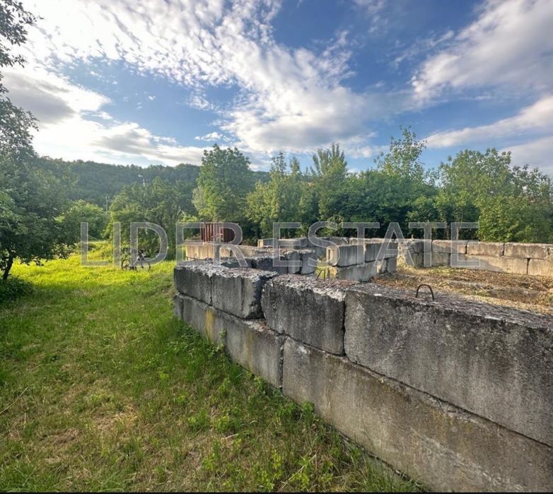 Ділянка в Оноківцях