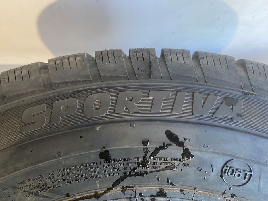 Nowa opona pojedyncza 215/65/16 C Sportiva Van Snow 2