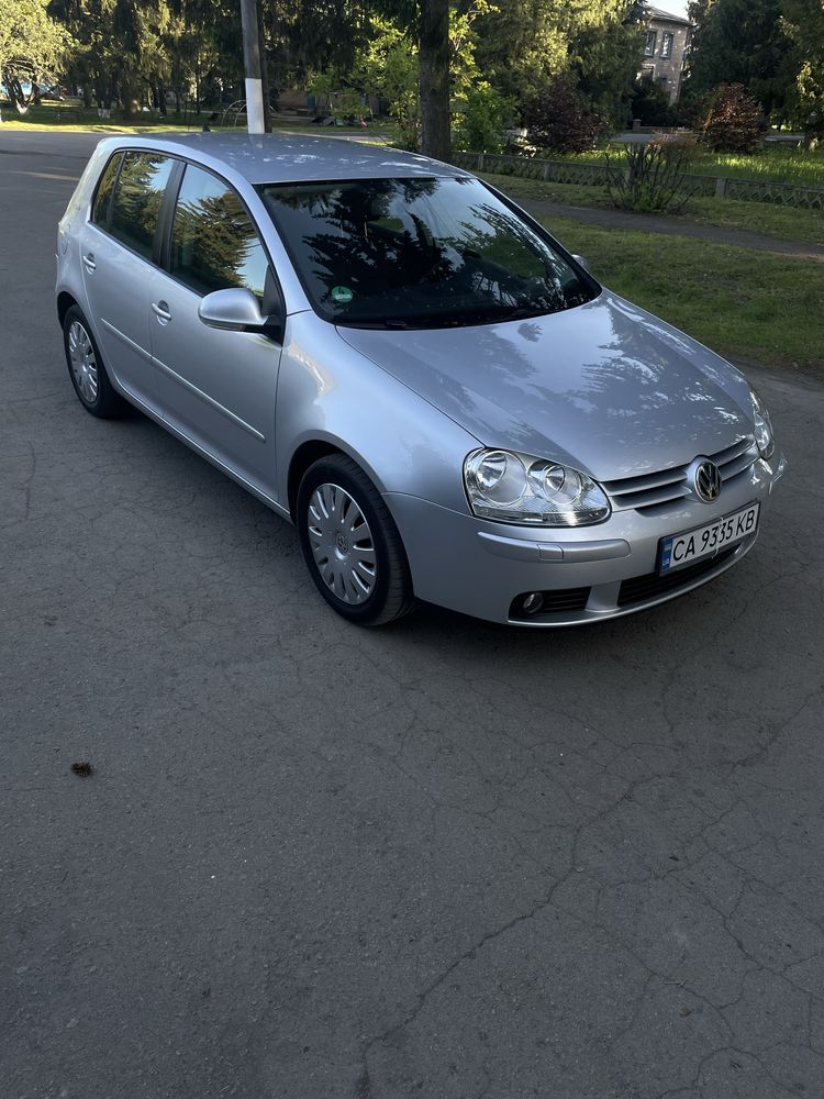 Volkswagen Golf  5