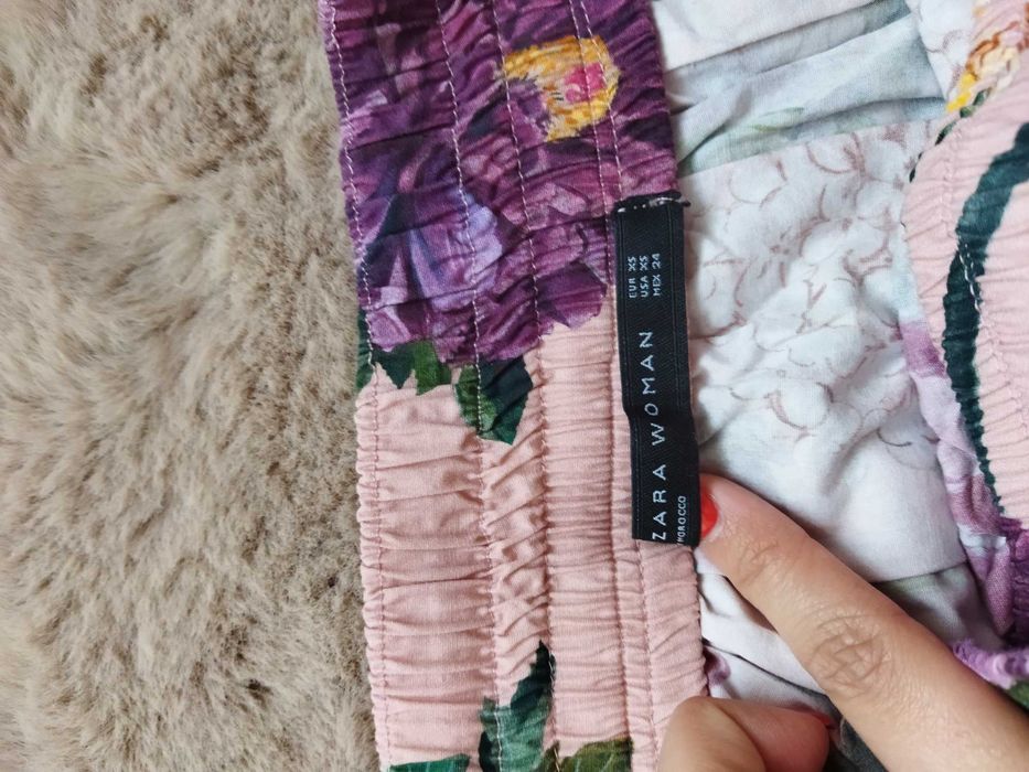 Saia midi flores