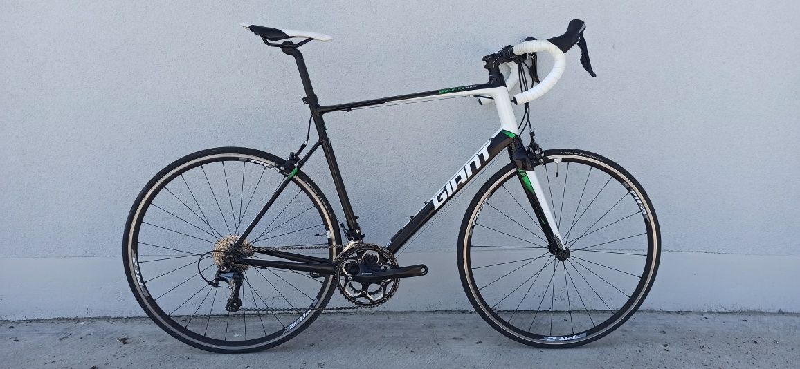 GIANT DEFY 0, Shimano Ultegra,  Rozmiar 60/XL