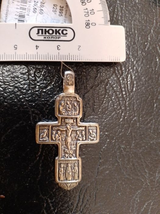 Очень масивный серебряный крест 2.6 гр. Новый.