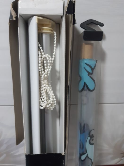 Рулонна шторка для душу