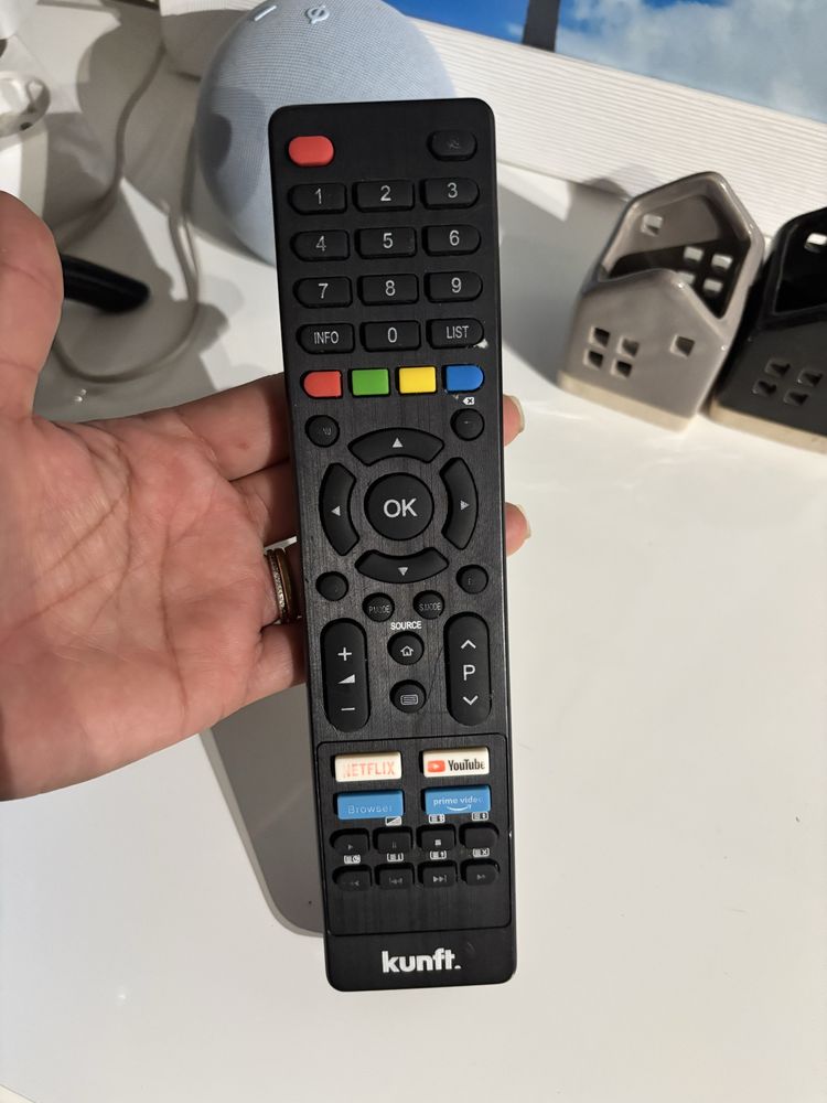 Smart tv kunft 40 polegadas em excelente estado