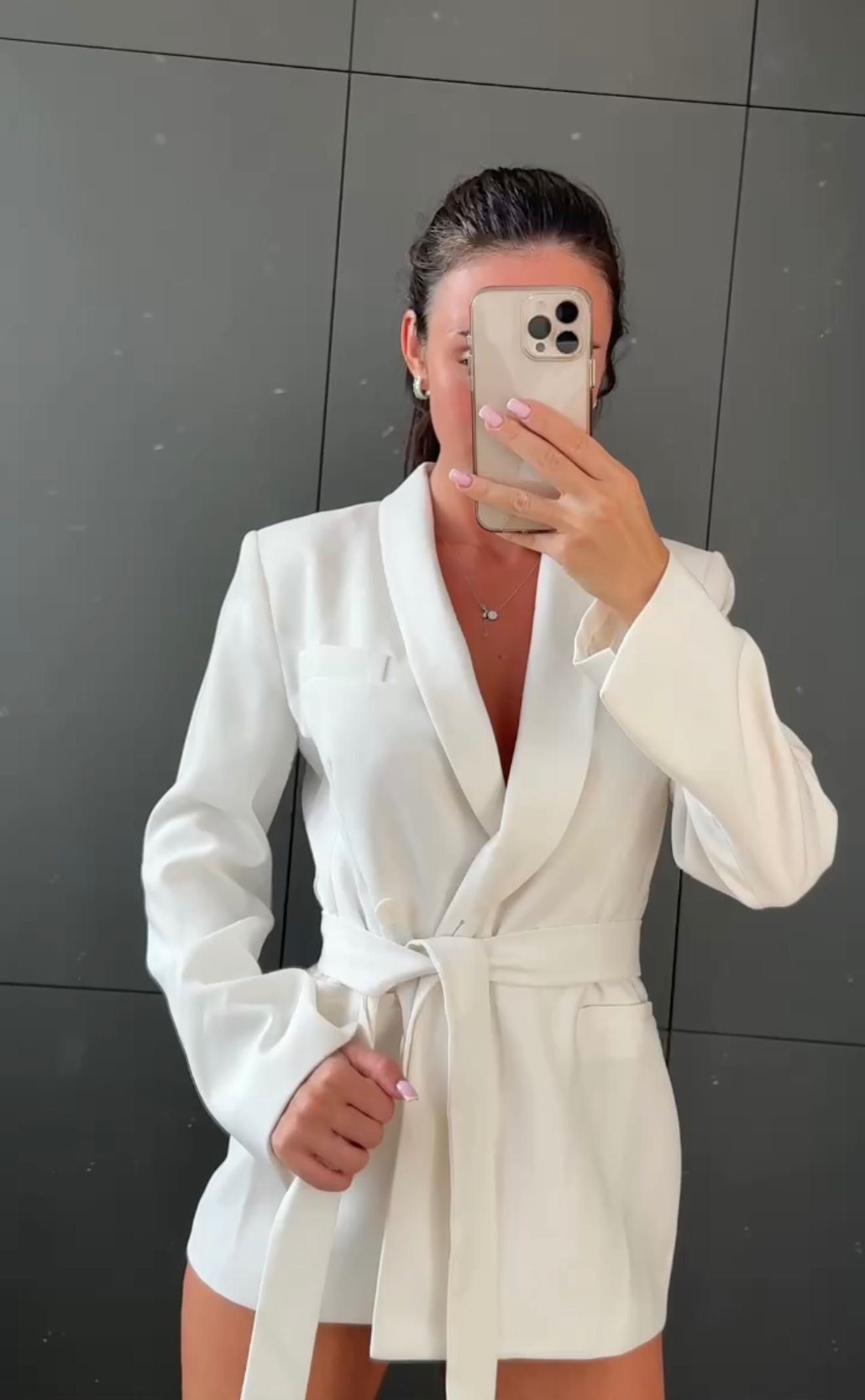 Піджак білого кольору Zara