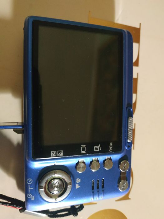 Цифровий фотоапарат ACER не робочий