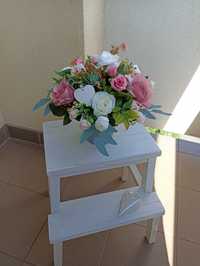 Kompozycja kwiatowa wiązanka stroik cmentarz grób bukiet kwiaty