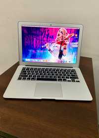 Apple MacBook Air 2014  13" Intel Core i5 / RAM 4 Gb / SSD 128 Gb