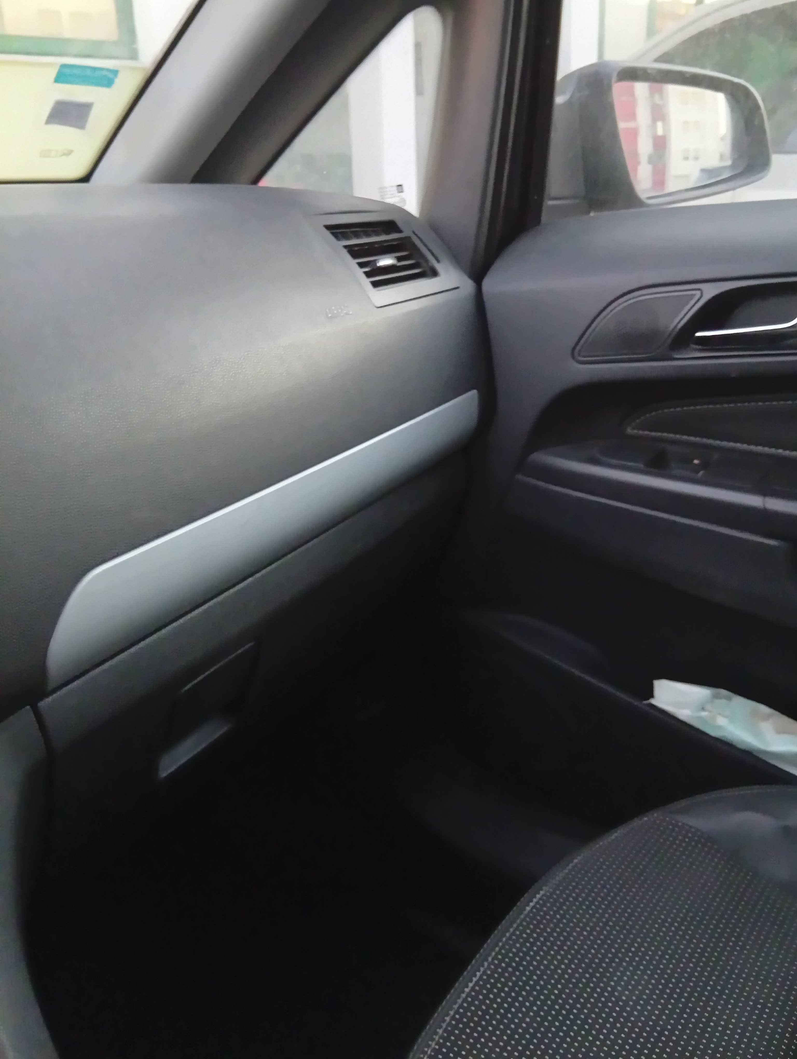 Opel Zafira em muito bom estado