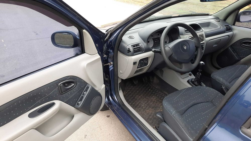 Renault Symbol 2003 р мотор 1.4 16 кл пробіг 144т