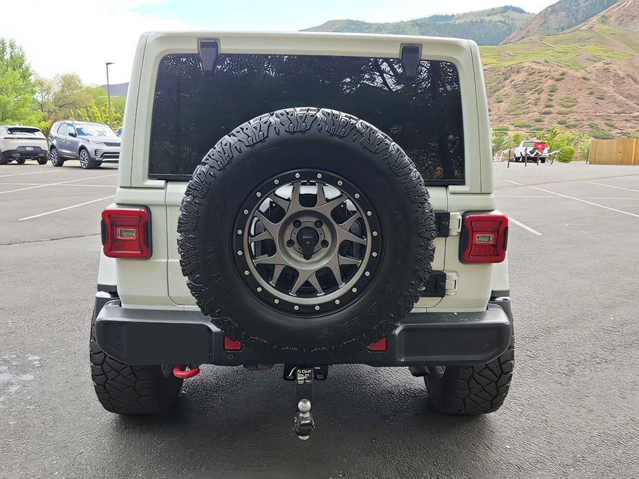 Jeep Wrangler      2018