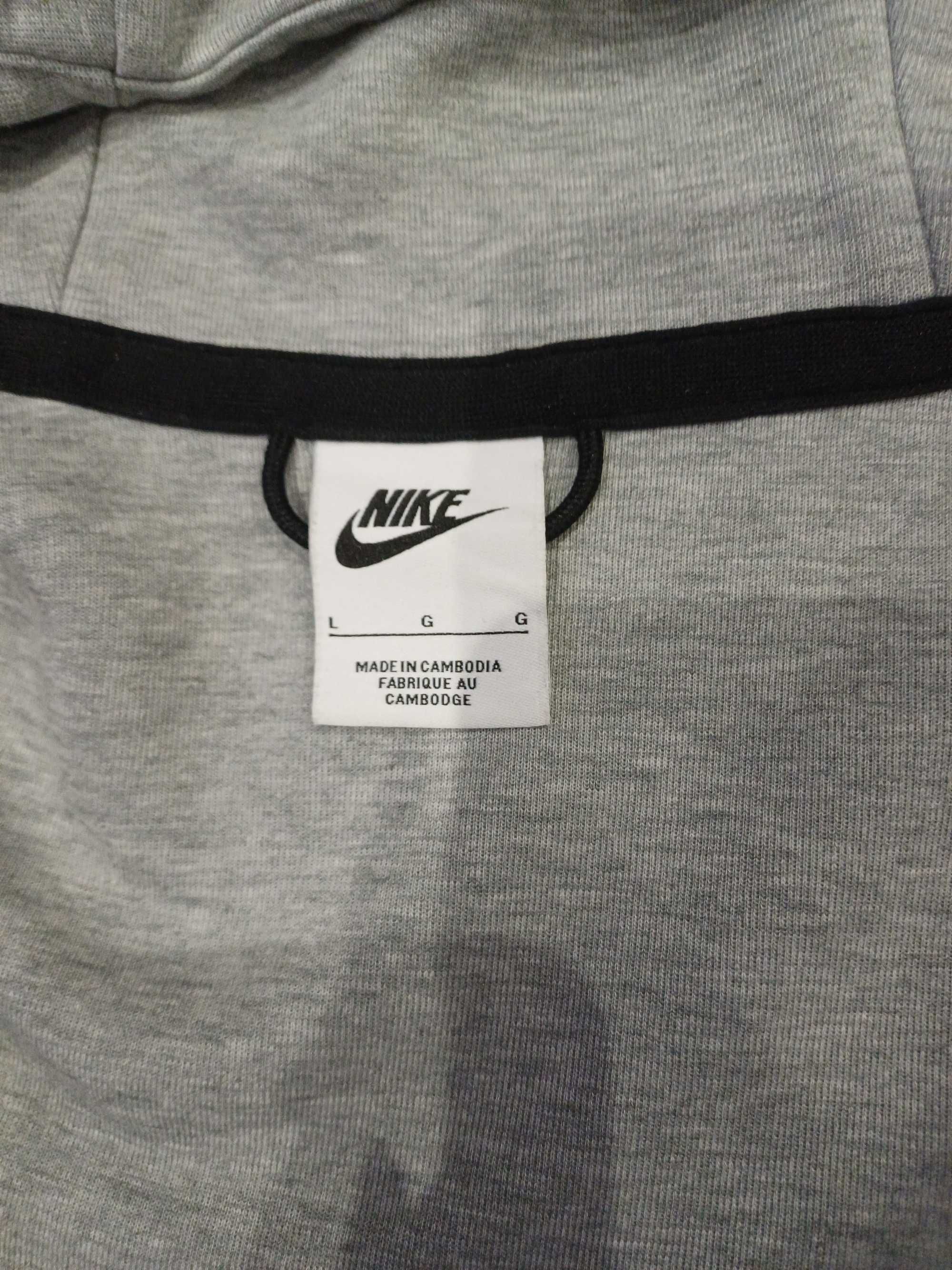 Dres Nike Tech Flecee