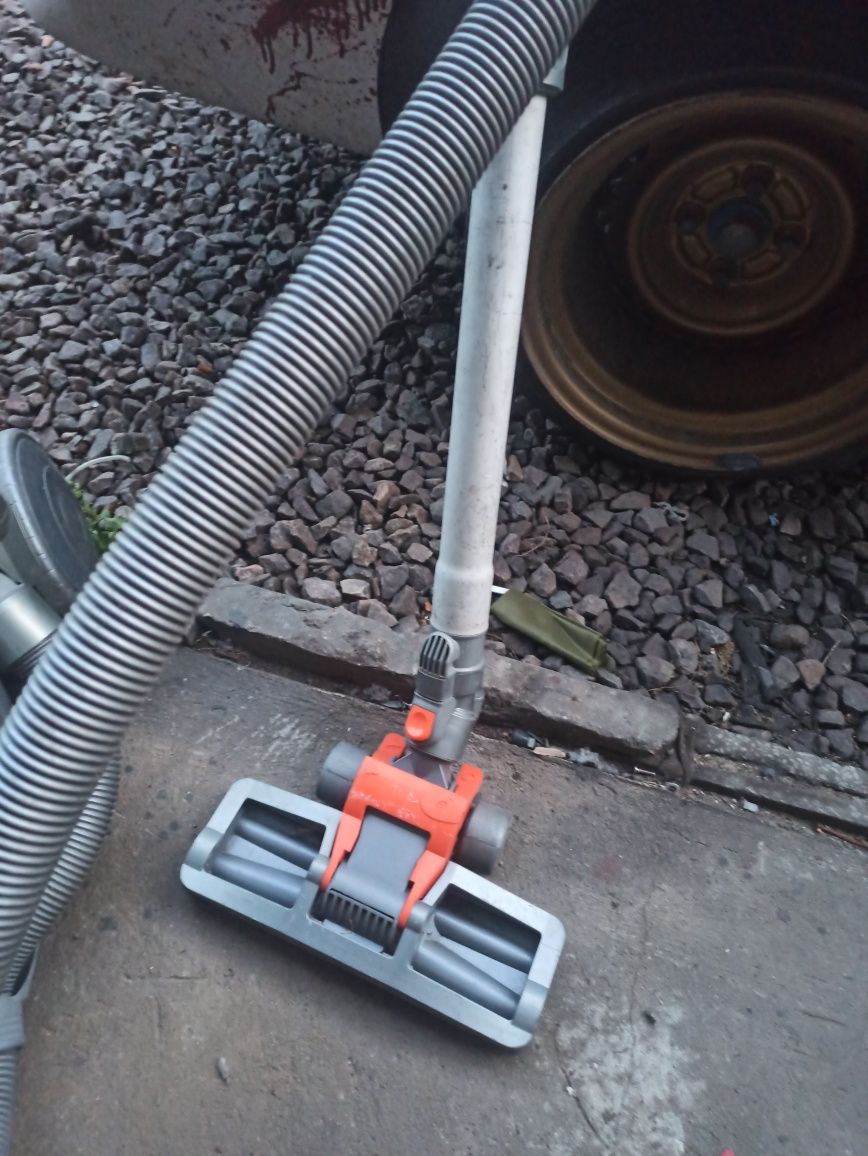 Dyson dc 08 1400w
