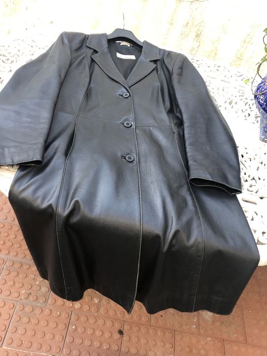 Casaco de couro tamanho XL preto