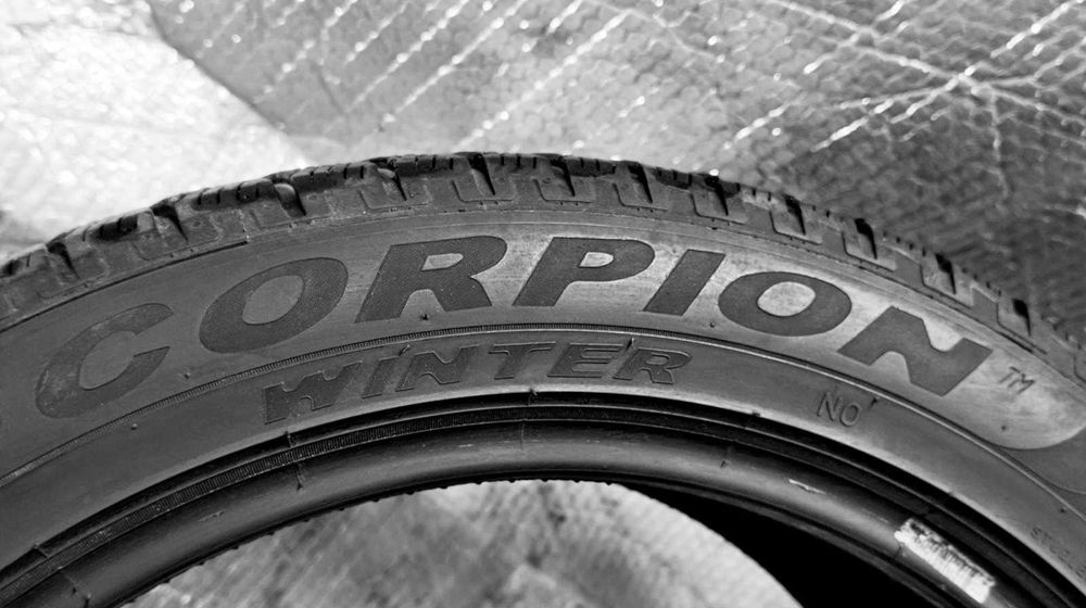 Шини Б/в 265.45.20 пара Pirelli