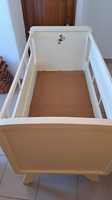 Berço vintage - inicio anos 70