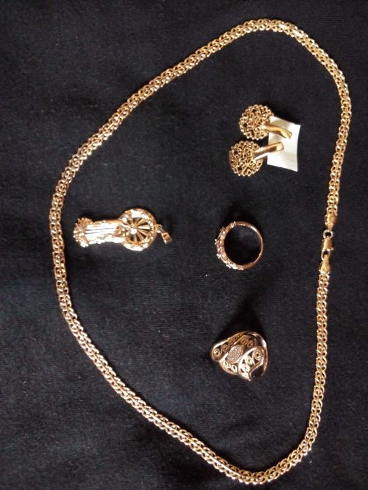 кольца, серьги, цепочка, ладанка - медицинское золото